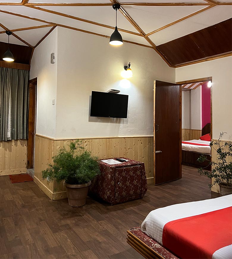 family-suite-hotel-pineview-shimla-1