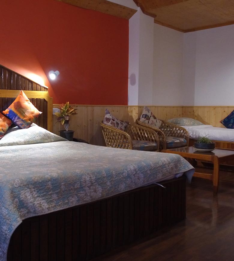 premium-deluxe-room-hotel-pineview-shimla-1
